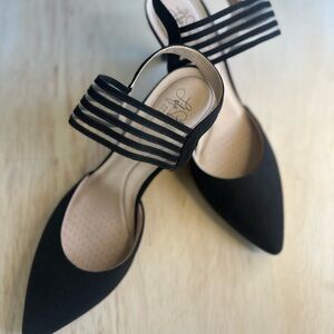 Life Stride Elegant Black Striped Women's Shoes
